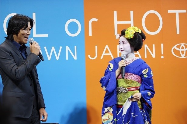 豊川悦司さんと渡辺麻友さん
