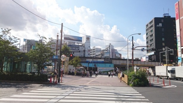 JR、西武新宿線、東京メトロ東西線の3路線が乗り入れる「高田馬場駅」
