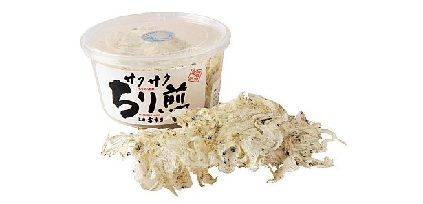 「サクサクちり煎」は磯の香りと独特のサクサク感が特徴で、スライスチーズと食べるとよりまろやかに