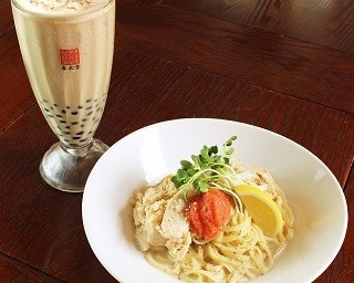 タピオカミルクティー発祥の台湾カフェと明太子発祥のふくやがコラボ！