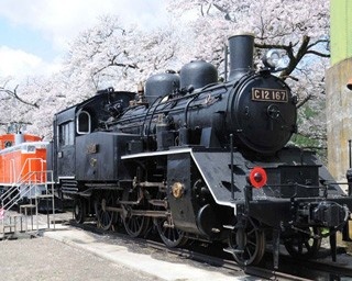 関西から日帰りで行ける！鳥取で鉄道とバスの祭典