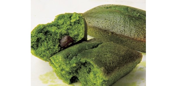「パティスリー　ラ・マーレ・ド・チャヤ　葉山本店」（葉山）の「抹茶フリアン　MORITO」（210円）