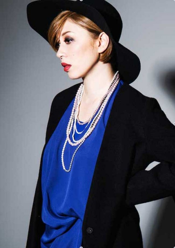 「paris matchi」のボーカル・ミズノマリは、「三井アウトレットパーク 横浜ベイサイド」にて10月15日(土)16：30～ライブを行う