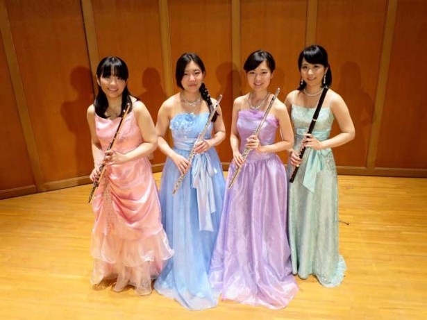 YCCヨコハマ創造都市センターでは、11月19日(土)12：30～フェリス・フルートアンサンブルの美しい演奏が聴ける