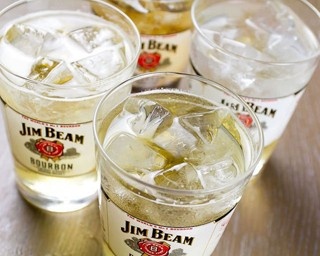 今夜はイタ飲み！吉祥寺ピッツァ店で990円飲み放題スタート
