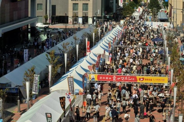 旭川市で行われる「北の恵み 食べマルシェ2016」。昨年は約125万人が来場した大人気イベント