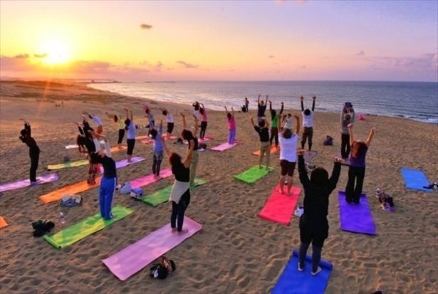 自分の体が目覚めていく感覚を体感！/鳥取県・砂丘YOGA