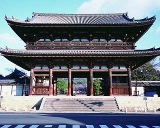 五重塔や国宝が立ち並ぶ！5分で知る仁和寺の見どころ