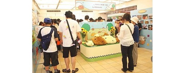 限定品も！カピバラさんイベントに100人超えの大行列