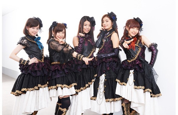 新バンド・Roseliaのキャスト5人。左から氷川紗夜役の工藤晴香さん、宇田川あこ役の桜川めぐさん、湊友希那役の相羽あいなさん、白金燐子役の明坂聡美さん、今井リサ役の遠藤ゆりかさん