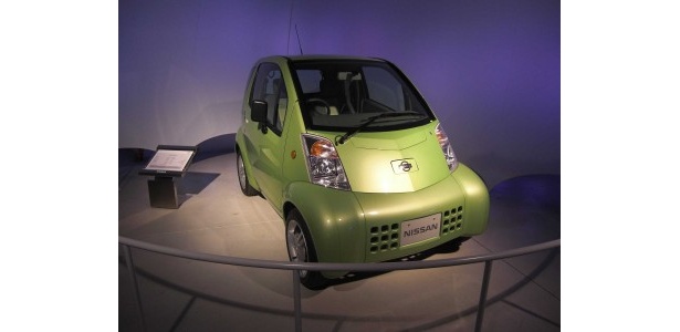 こちら10年ほど前に発売していた電気自動車｢ハイパーミニ」