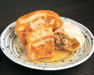 ラー博の隠れた人気メニュー「げんこつ屋特製ジャンボ餃子」をチェック！