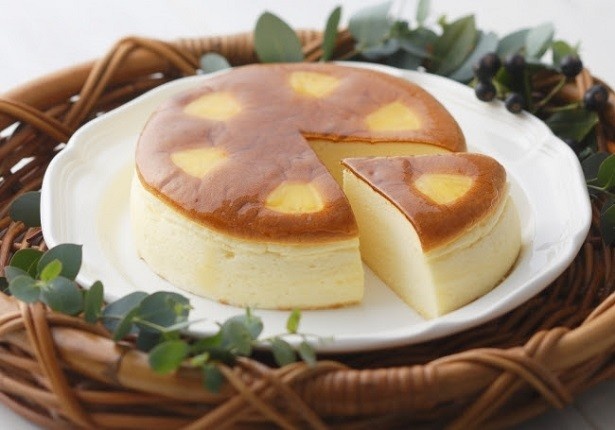 「赤い風船のチーズケーキ」(2057円)