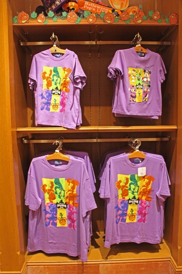 サイズ展開豊富なTシャツ。100、110、120cm(写真右上・各1900円)も用意
