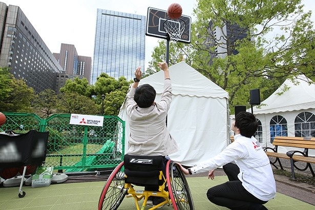 【写真を見る】イベントに参加して障がい者スポーツを身近に感じよう！