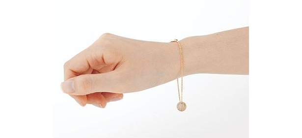 “キューピッドストーン”はブレスレットにしたり、お守りとして身につけてもOK