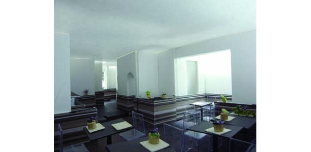 店内イメージ。オープン時には、人気左官・久住有生らが塗り上げた土壁になる
