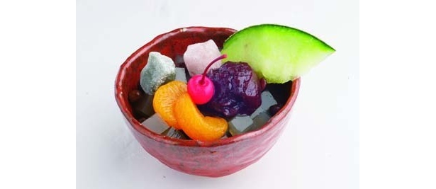 ｢かなん亭｣の｢あんみつ｣は求肥や黒蜜も自家製(650円)