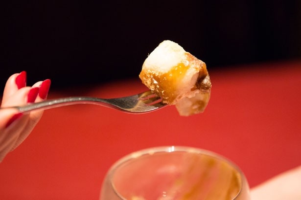 山梨県の銘菓、信玄餅をtetote風にアレンジした「信玄餅風アイス」