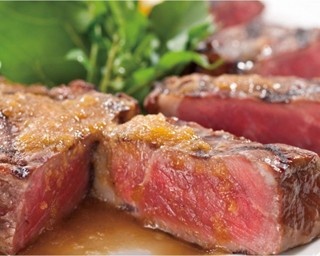 肉好きにとってはマジで夢企画！フォルクスの「サーロインステーキ食べ放題」