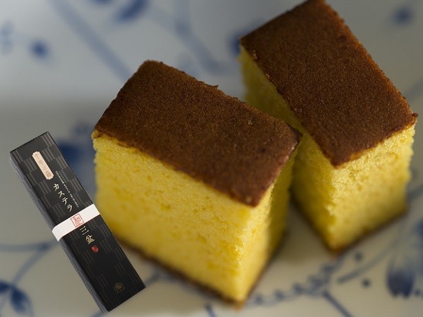 「カステラの城」の「千年の森和三盆カステラ」(1320円/0.5号)