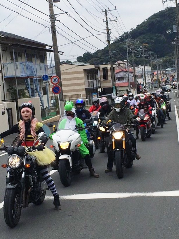 コスプレイヤーを交えて楽しく安全に湯河原をツーリング
