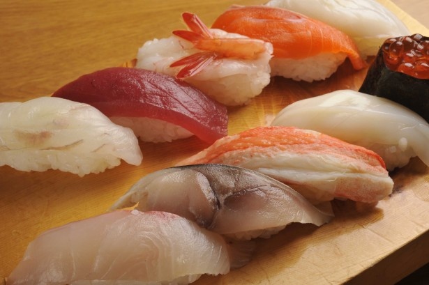 【写真を見る】【魚河岸ひかり寿司】市場寿司