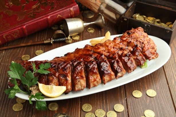 BBQバックリブを豪快に食べよう！