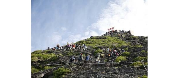 刻一刻と変わる空を見ながら登るのも楽しい
