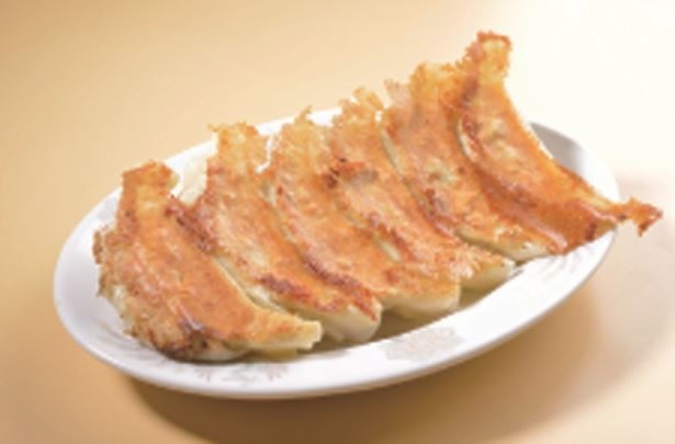 もちもちした皮とジューシーな具が楽しめる「餃子会館」の餃子