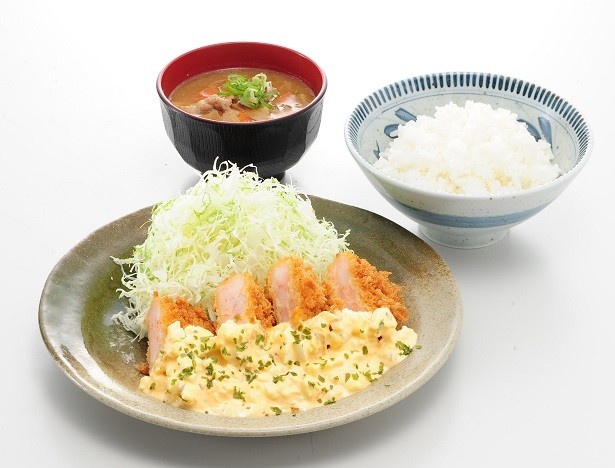 【写真を見る】「海老タル定食」(税別730円)