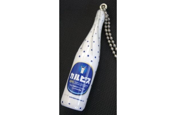 2004年、発売85周年を記念してデザインが刷新されたもの。当時のCMはトータス松本さんが出演していた