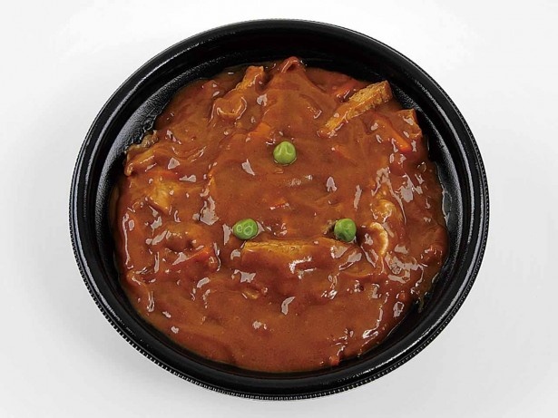 【写真を見る】東京・神田の老舗蕎麦店のカレー丼を参考にした関東地区の「和風カレー丼」（398円）