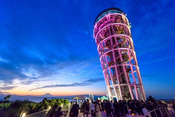 【写真を見る】夜景サミットの会場となった江の島を周る夜景ツアーも実施