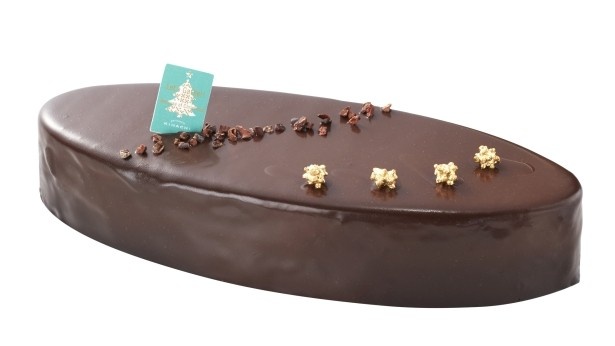 「ショコラショコラ」(4.5号3996円)は口どけの良いショコラムースとほろ苦いショコラ生地を重ね、アクセントに薄いタブレットとショコラクッキーを合わせたショコラづくし