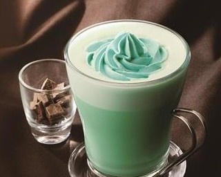 カフェドクリエからホットで楽しむミントチョコ登場