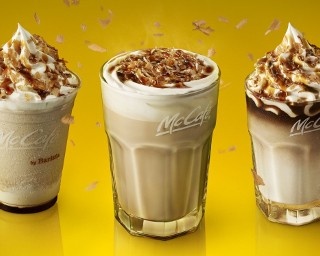 マックカフェで人気の「クリームブリュレラテ」が復活