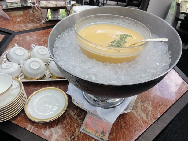 冷製ポタージュも期待を裏切らない美味しさ