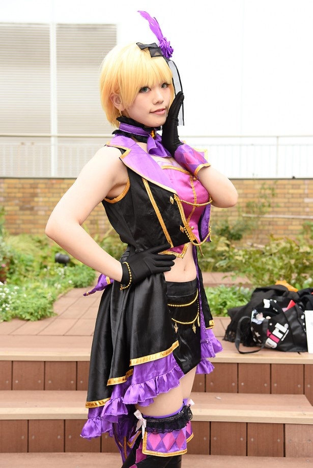 「アイドルマスター シンデレラガールズ」の宮本フレデリカに扮する えるふぁさん