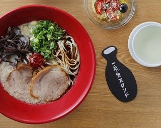 チョイ飲みにぴったり。ラーメン一風堂の“立ち呑み”