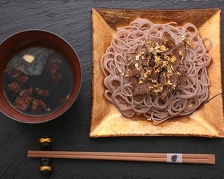 北新地に日本初のトリュフ蕎麦専門店がオープン！