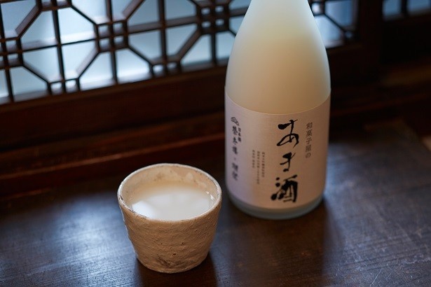 【写真を見る】「伝統」と「革新」が組み合わさって生まれた最高級のあま酒