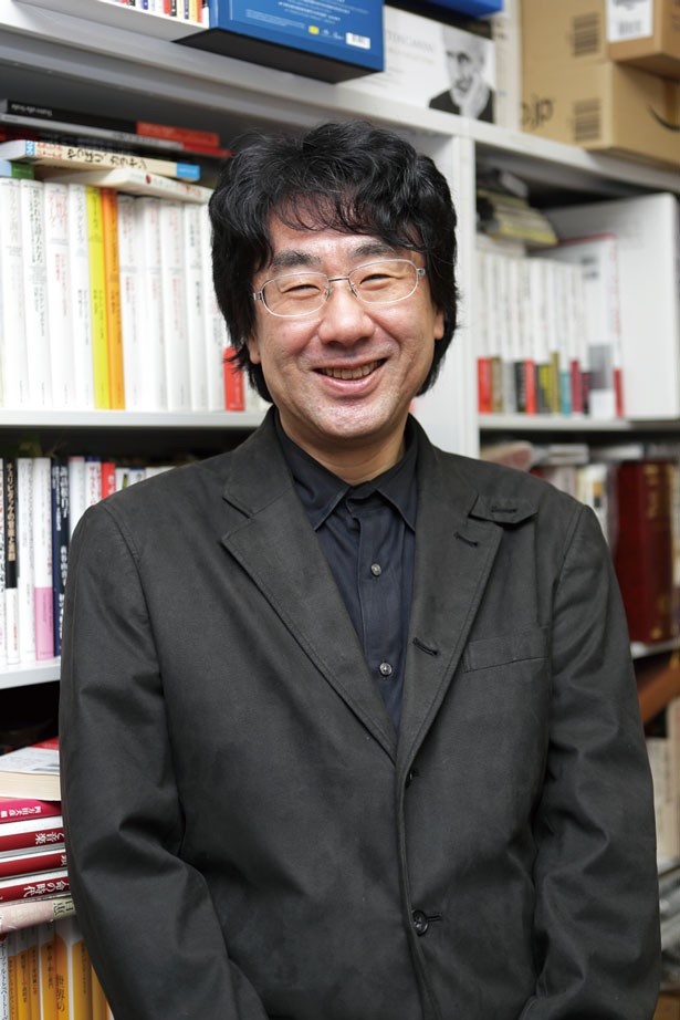 著者の中川右介さん