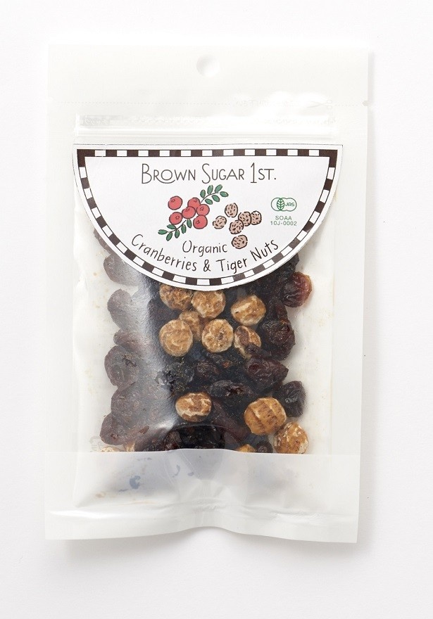 「オーガニッククランベリー＆タイガーナッツ」(40g/480円)