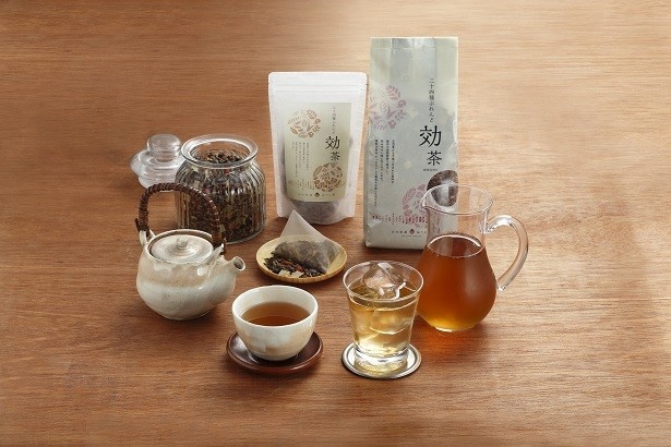 「二十四種ぶれんど効茶」(1袋400g/1080円)