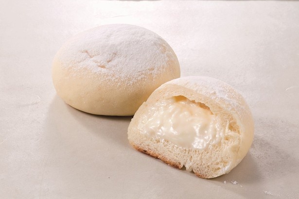 「及川の好きな牛乳パン」248円