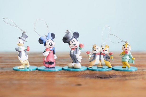 【写真を見る】かわいいXmasオーナメント「ミッキーマウス＆フレンズ｣シリーズ