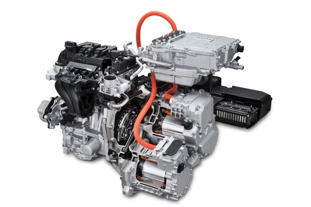e-POWERのパワーユニット。左側にエンジン、右側にモーターとジェネレータを配置する。バッテリーは運転席下部に配置