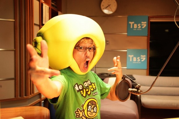 山本シュウ