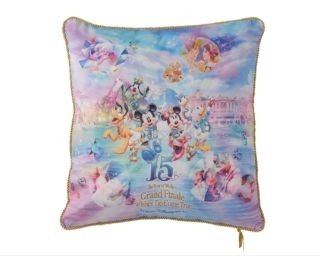 TDS15周年のフィナーレ！特別グッズやメニューが登場